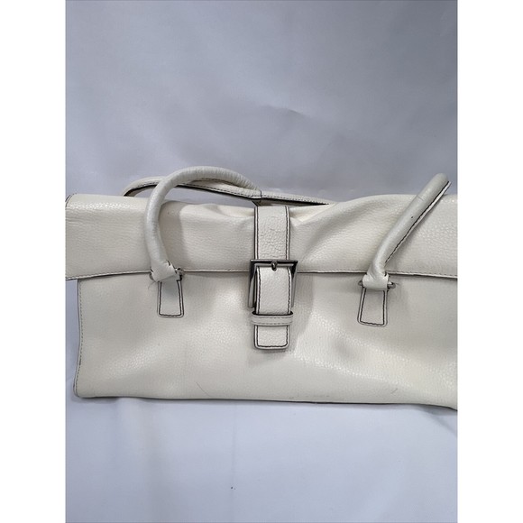 BCBG Cream Beige Purse Shoulder Bag Buckle Accent 3 Compartment Leather - Picture 3 of 16